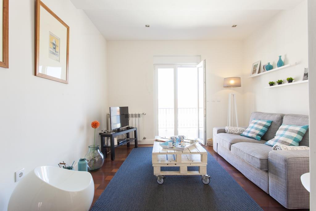 Joivy Joyful 2Br Apt With Terrace Nearby Sao Bento Palace Διαμέρισμα Lisboa Δωμάτιο φωτογραφία