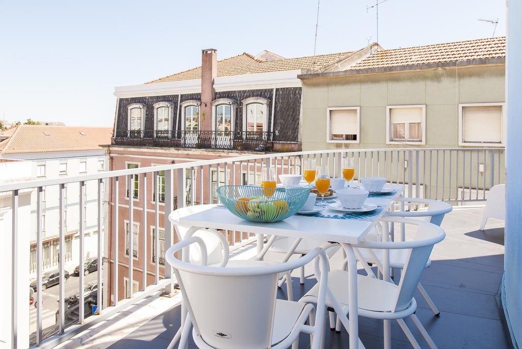 Joivy Joyful 2Br Apt With Terrace Nearby Sao Bento Palace Διαμέρισμα Lisboa Εξωτερικό φωτογραφία